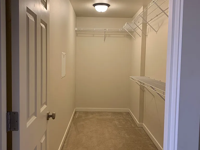2018 NE 25th Pl — Photo 28