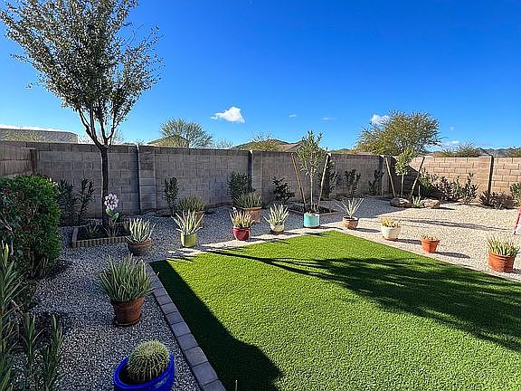 4th image of 2845 W Angel Way