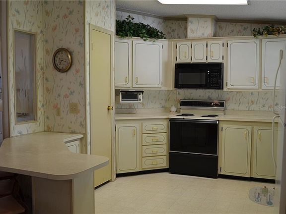 4th image of 6061 Shearwater Dr