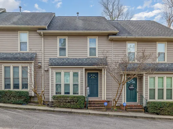225 Woodside Ave, Fayetteville, NC 28301