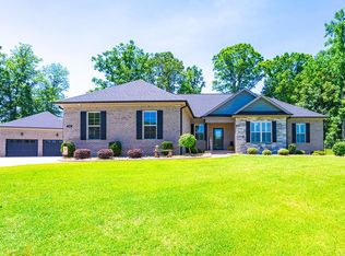164 Ledge Stone Ln, Gaffney, SC 29341