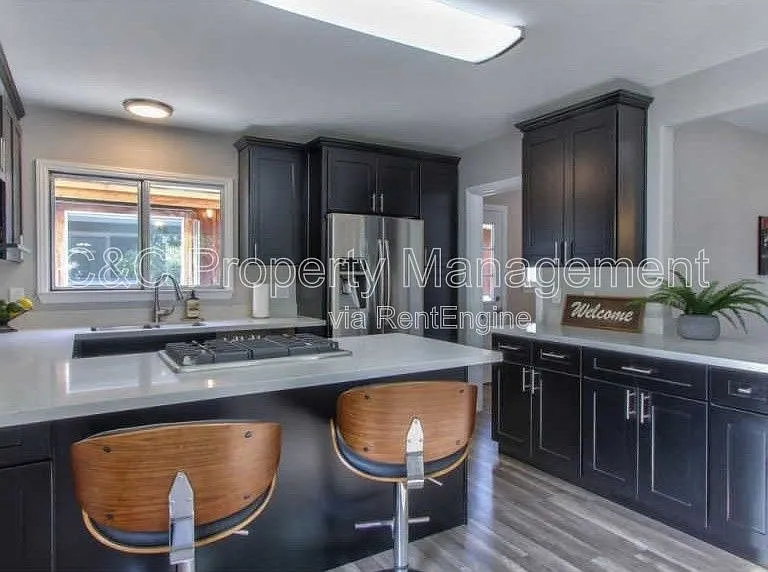 1420 Munras Ave #A — Photo 1