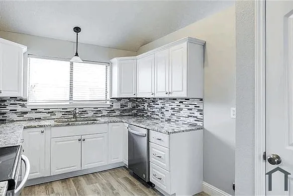 1510 Gardenia Dr — Photo 11