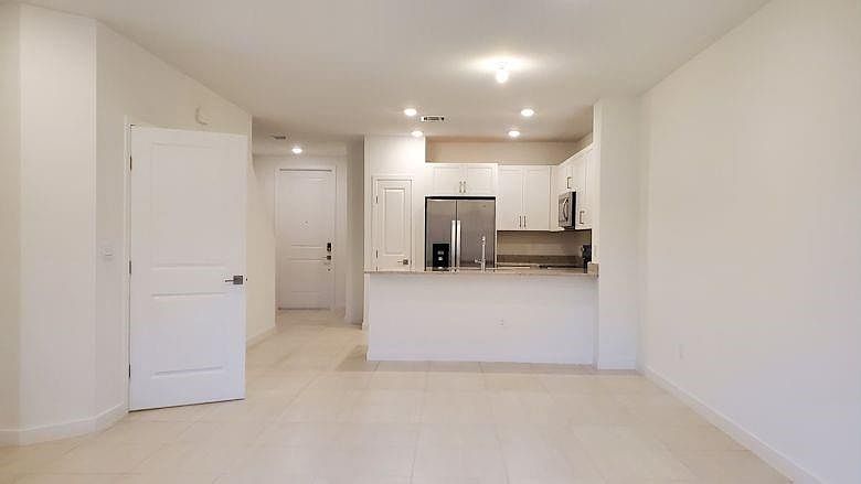 1st image of 166 SE 5th Ct #166