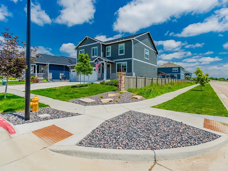 1464 Vantage Pkwy — Photo 3