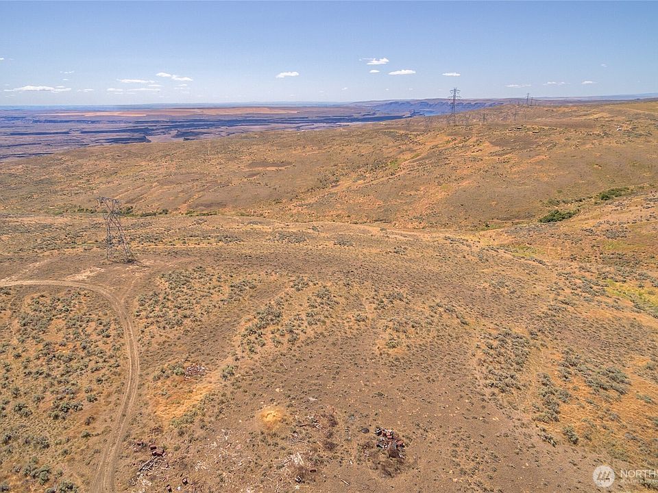 1st image of 3060 Altura Lane NE