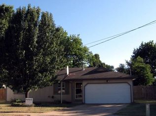 216 W Broadmoor St, Springfield, MO 65807