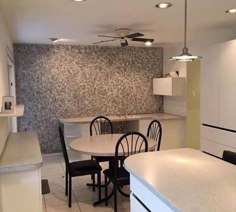 Eat in Kitchen and work area