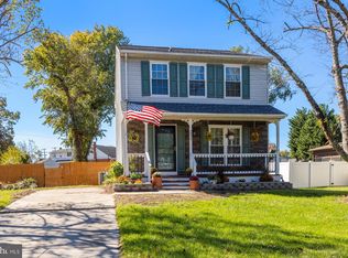 7954 Cobbler Ln, Pasadena, MD 21122