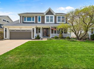1928 Harrison Ave, Mundelein, IL