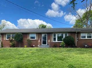 479 Sunliner Dr, Nashville, TN 37209