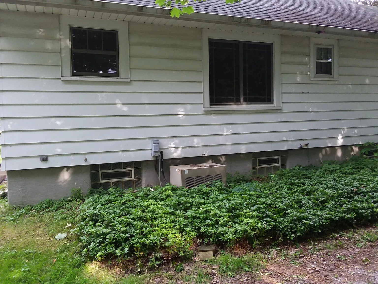 581 Killian Rd — Photo 1