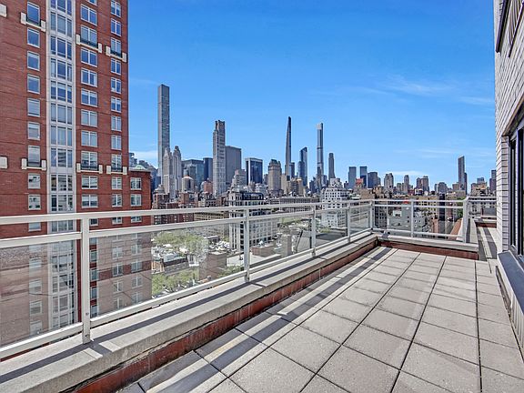 5th image of 165 E 66th St APT 17A