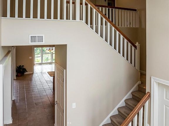 3rd image of 3412 Derby Landing Cir