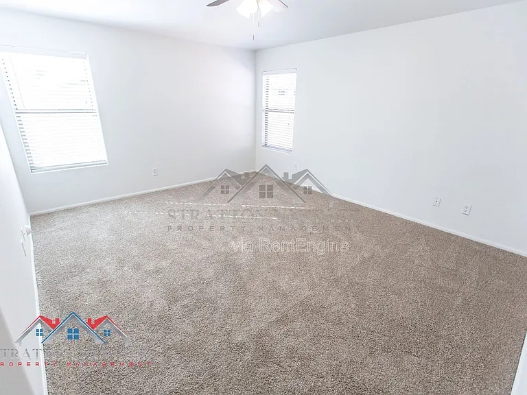 9096 N 97th Dr — Photo 31