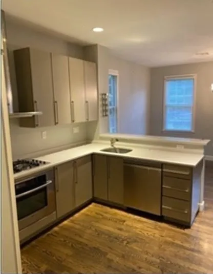 2 bed, 2.5 bath, 1890 sqft, $3,650 — Photo 3