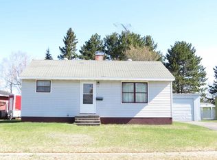 27 Fern Ct, Babbitt, MN 55706