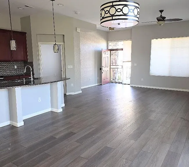5556 W 72nd Pl — Photo 3