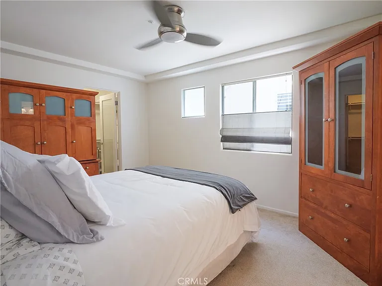 440 Marine Pl — Photo 31