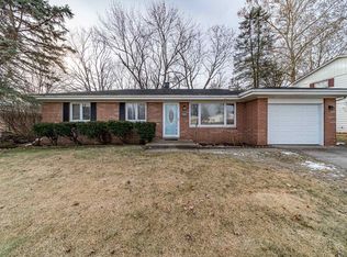 2212 Council Oak Dr, South Bend, IN 46628