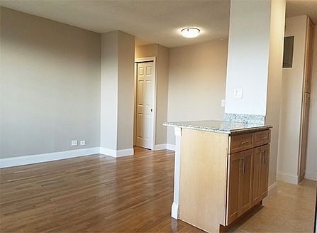 2nd image of 1131-1133 Ogden Ave #17R
