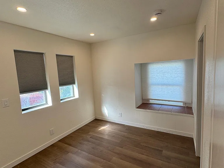 1010 Whaley St — Photo 11
