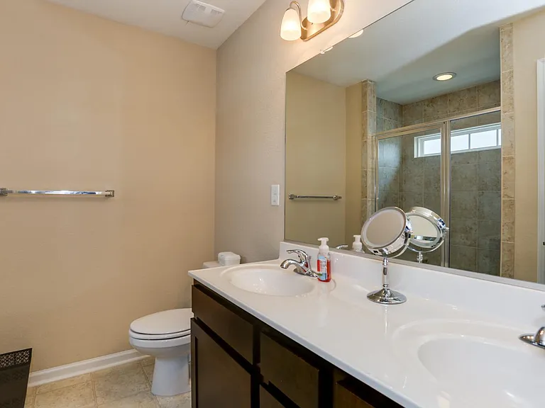 4988 Almandine Ave — Photo 5