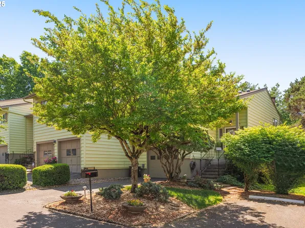 15113 NE Rose Pkwy, Portland, OR 97230