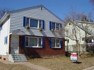 24 Norman St, Manchester, CT 06040