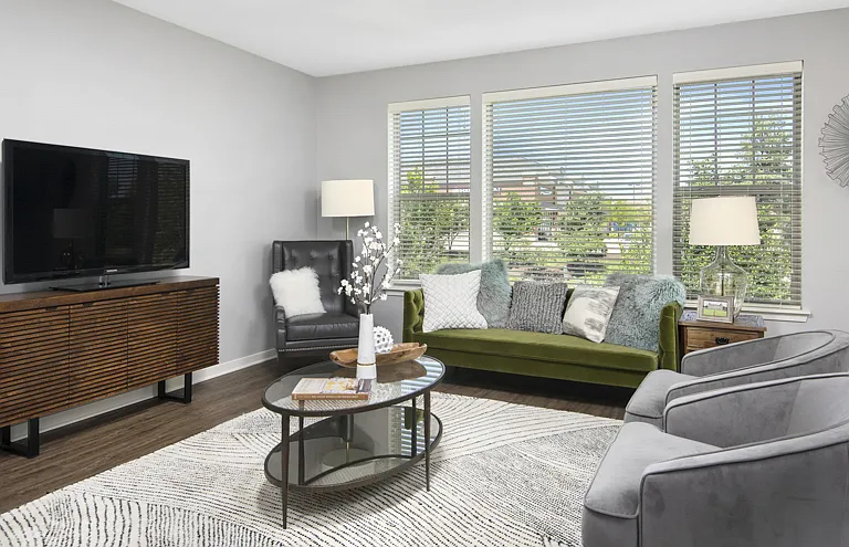 Deer Park Crossing Apartments — Photo 25