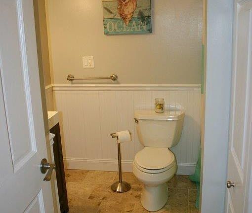 4th image of 220 Bedford St APT 12B