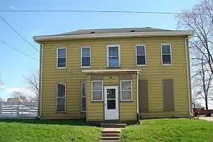1st image of 206 W Franklin St