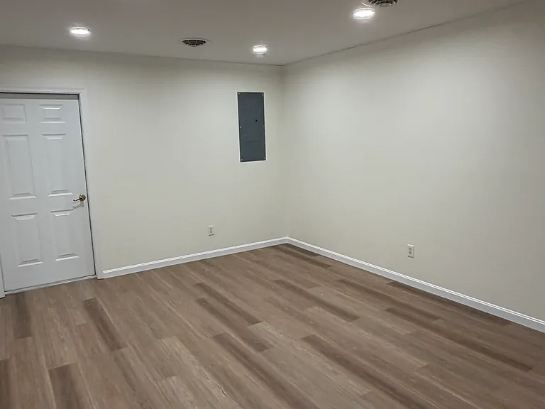 119 Main St — Photo 5