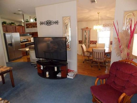 2nd image of 6009 Forest Lake Dr