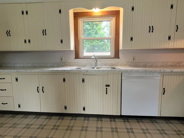 127 Gould Rd #A — Photo 6