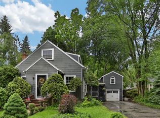 14 Fairview Rd, Lynnfield, MA 01940