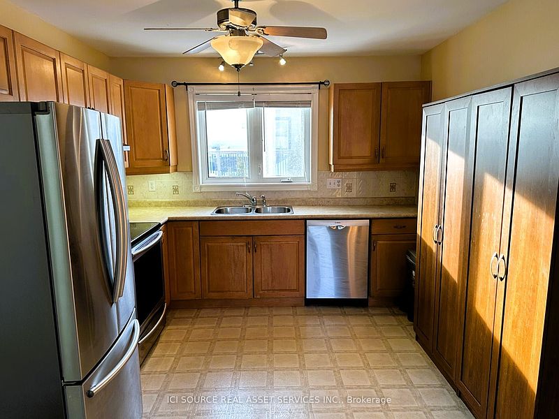 Peterborough House for rent - 2 Bedrooms — photo 5
