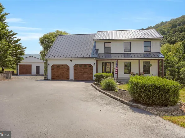 124 Clover Cir, Hollidaysburg, PA 16648