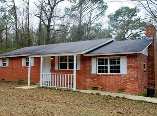 210 New Hope Rd, Columbus, MS 39702