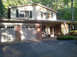 1510 Blue Heron Dr, Highland, MI 48357