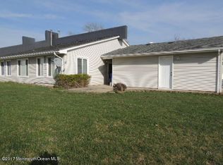 8 Arlene Ct, Brick, NJ 08724