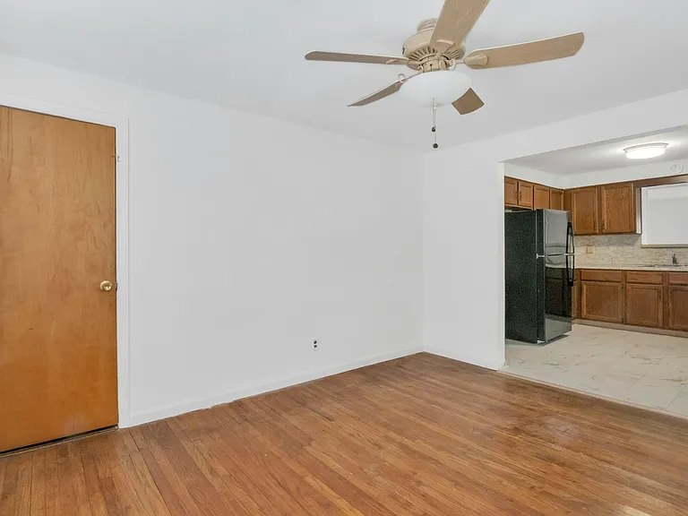 105 Woodside Ave #2 — Photo 5