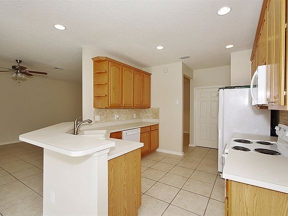 4th image of 2025 Marsh Hawk Dr