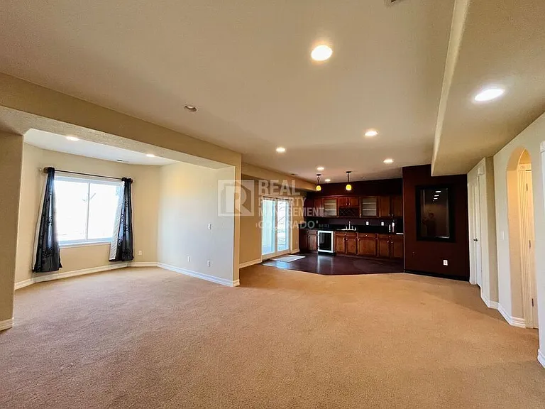 8099 S Country Club Pkwy — Photo 31