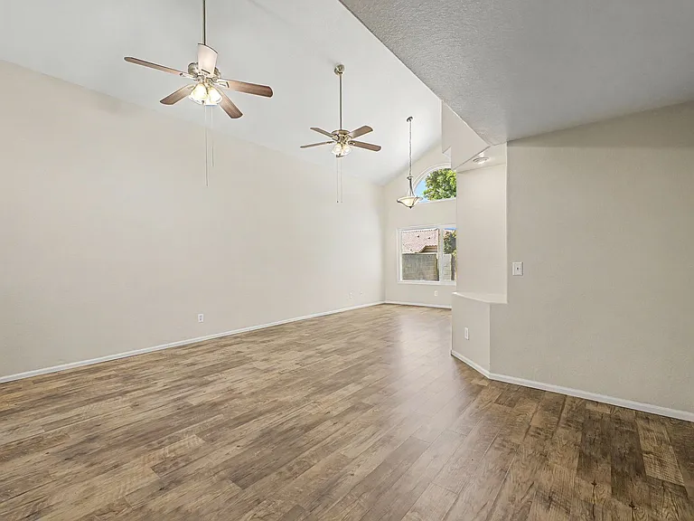842 W Sun Coast Dr — Photo 11