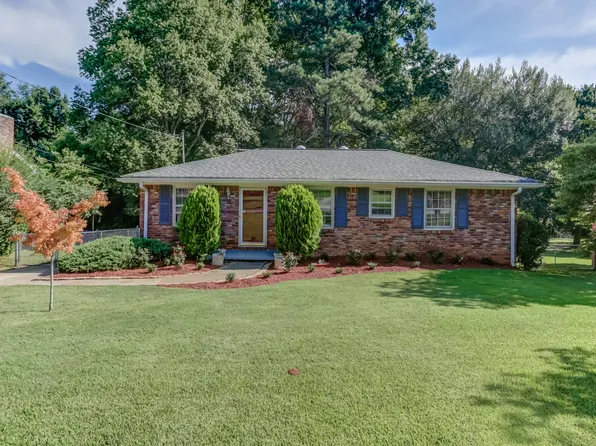 2975 Nursery Rd, Kennesaw, GA 30152