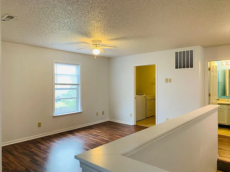 15262 Beam St — Photo 11