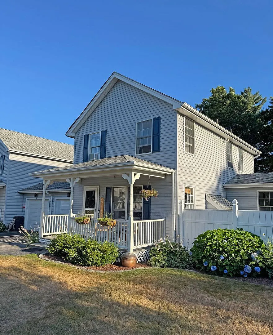 2 bed, 2.5 bath, 1900 sqft, $3,400 — Photo 3
