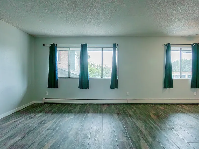 1140 Walnut Ave #22 — Photo 4