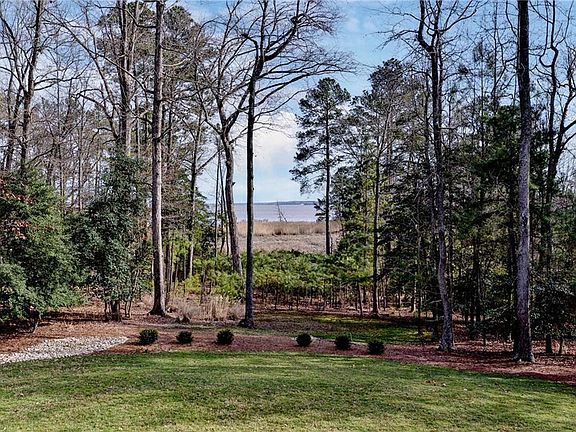 2nd image of 2509 Sanctuary Dr